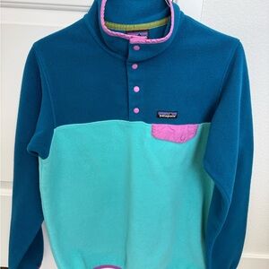 Patagonia Synchilla Women's Teal and Aqua Sweater